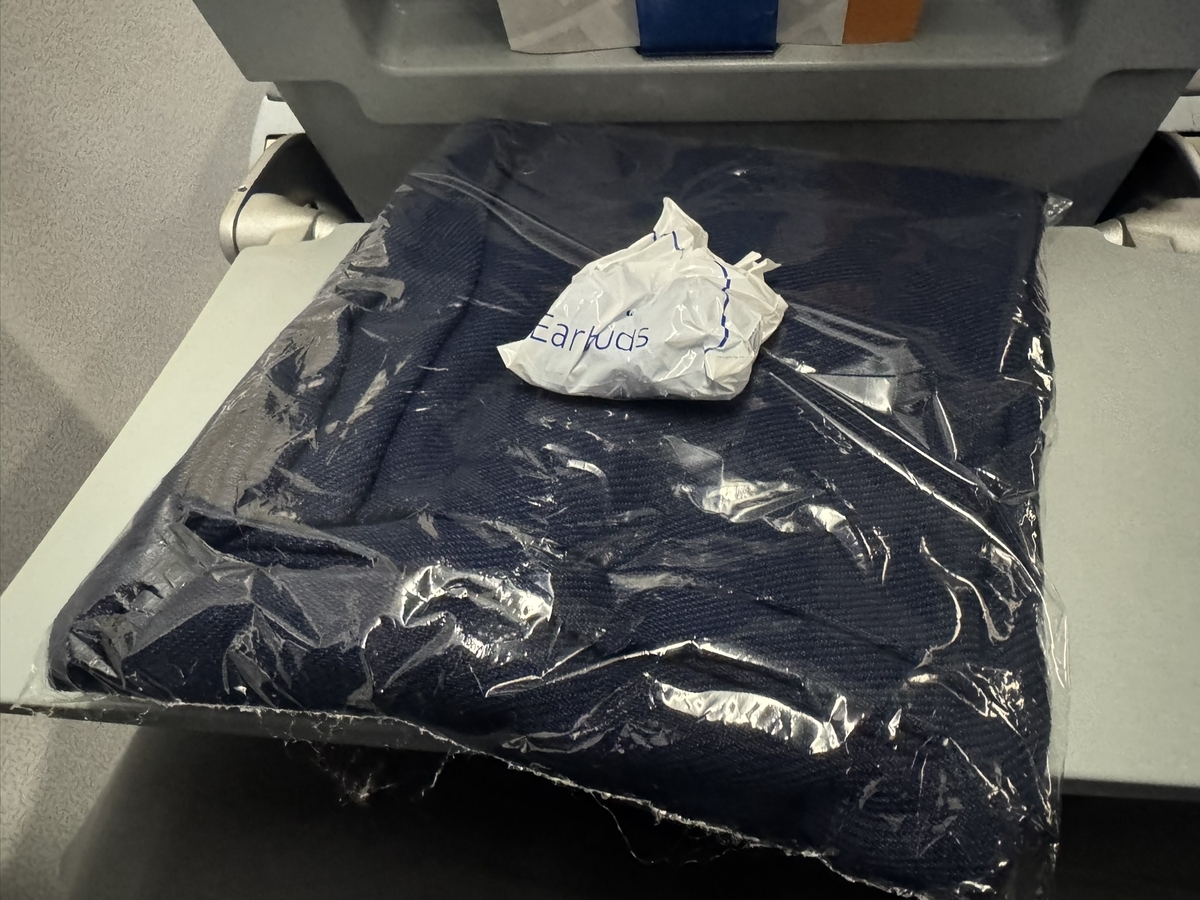 【ユナイテッド航空 成田〜サイパン便搭乗記】②往路 UA825便(成田国際空港〜サイパン国際空港)体験談