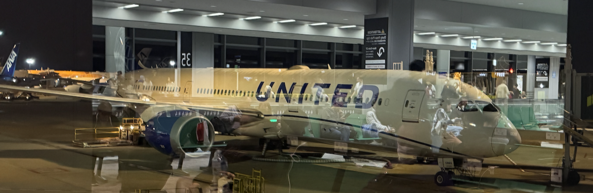 【搭乗記】ユナイテッド航空サイパン便の機内食は?成田-サイパン便の機内食・座席・モニター・獲得マイル・オンラインチェックイン・Wi-Fiなど実体験紹介(UA825)