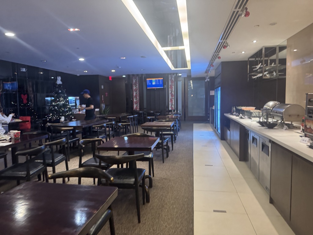 【グアム国際空港プライオリティパス体験談】④Sagan Bisita Loungeは快適?食事・ドリンク・設備は?