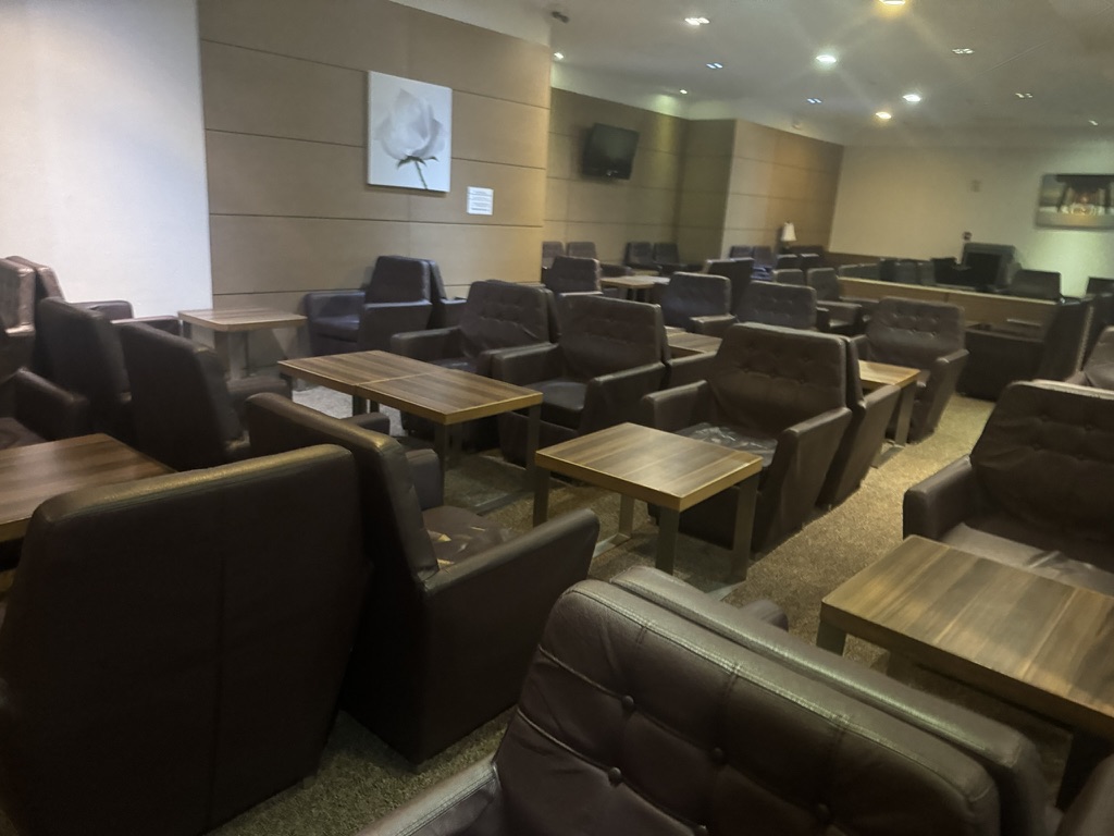 【グアム国際空港プライオリティパス体験談】④Sagan Bisita Loungeは快適?食事・ドリンク・設備は?
