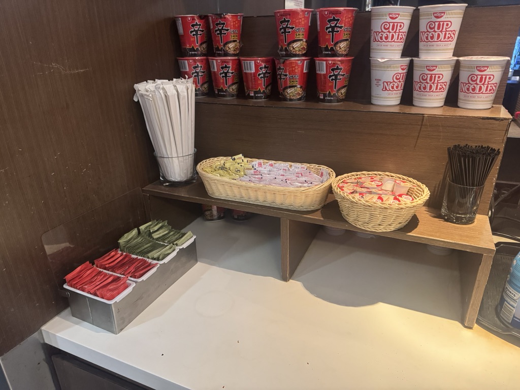 【グアム国際空港プライオリティパス体験談】④Sagan Bisita Loungeは快適?食事・ドリンク・設備は?