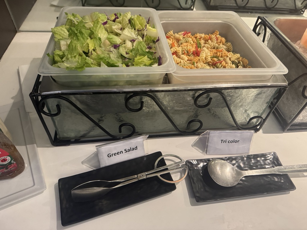 【グアム国際空港プライオリティパス体験談】④Sagan Bisita Loungeは快適?食事・ドリンク・設備は?