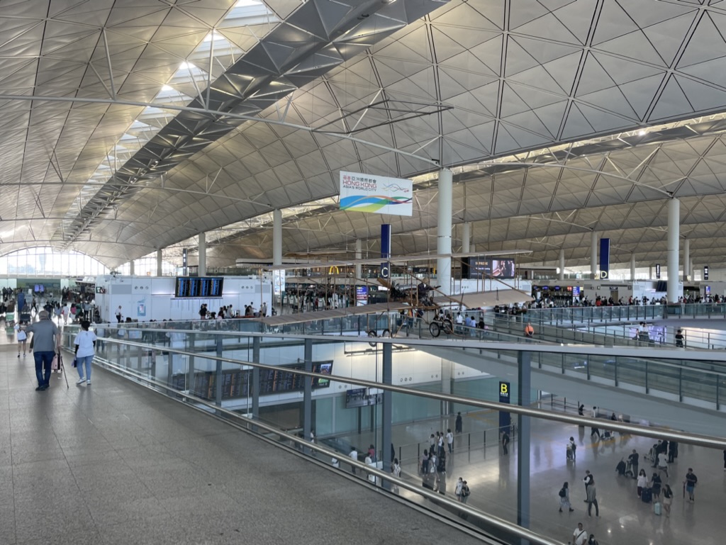 【香港航空 香港〜成田便搭乗記】②往路HX608便（香港国際空港〜成田国際空港）体験談