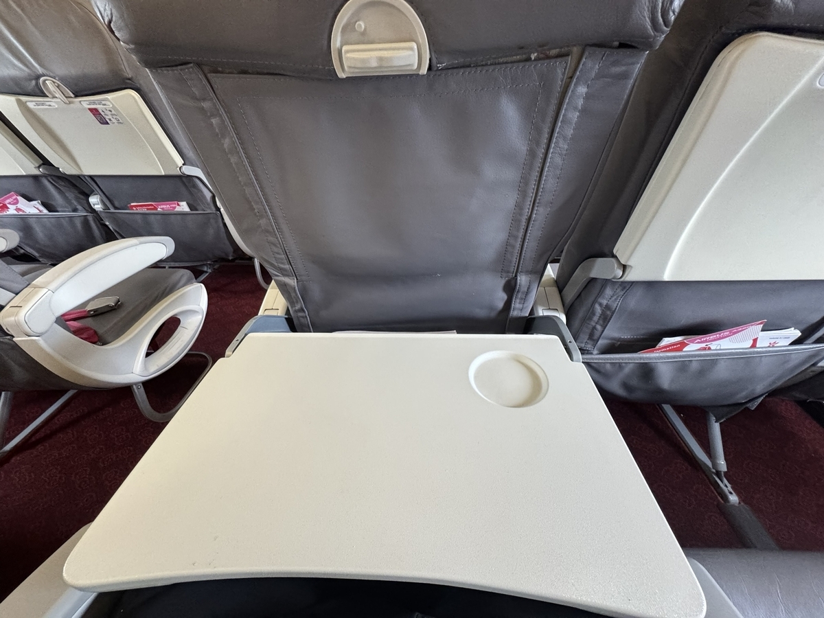【香港航空 香港〜成田便搭乗記】②往路HX608便（香港国際空港〜成田国際空港）体験談