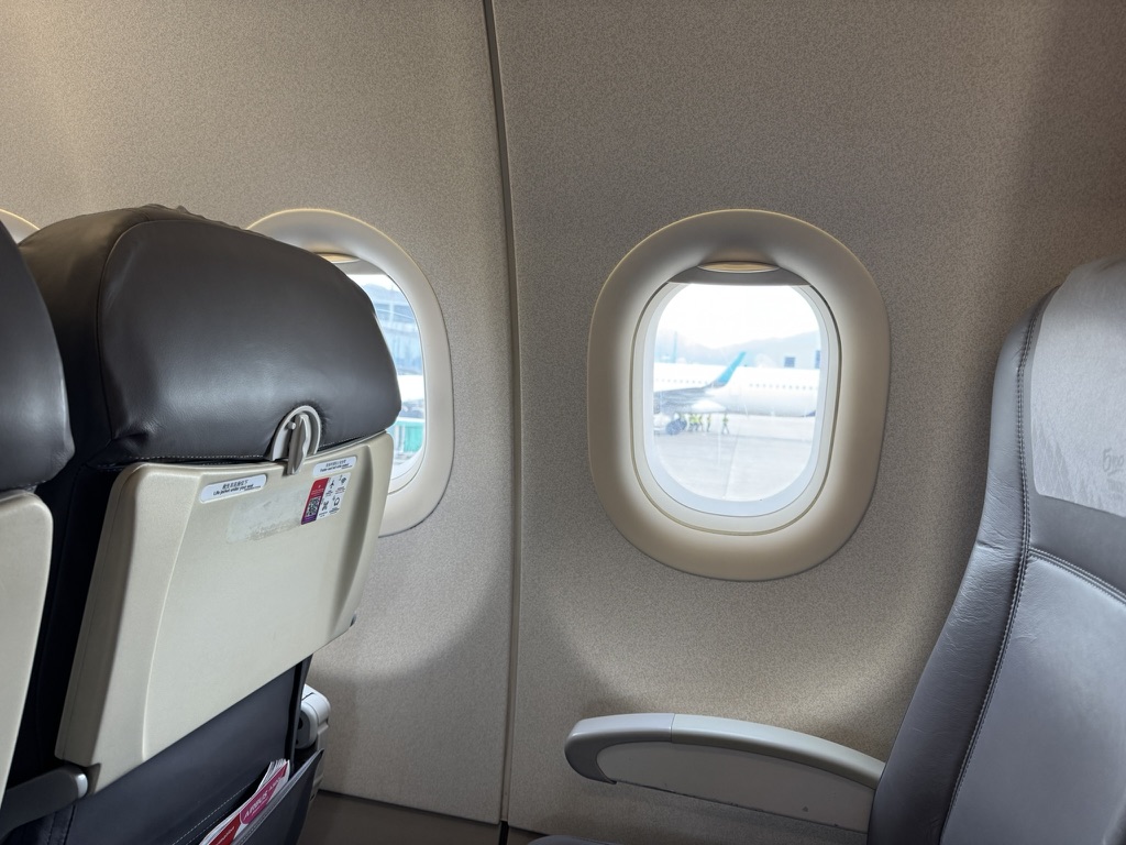 【香港航空 香港〜成田便搭乗記】③香港〜成田便搭乗でANAマイル・JALマイルは貯まる？