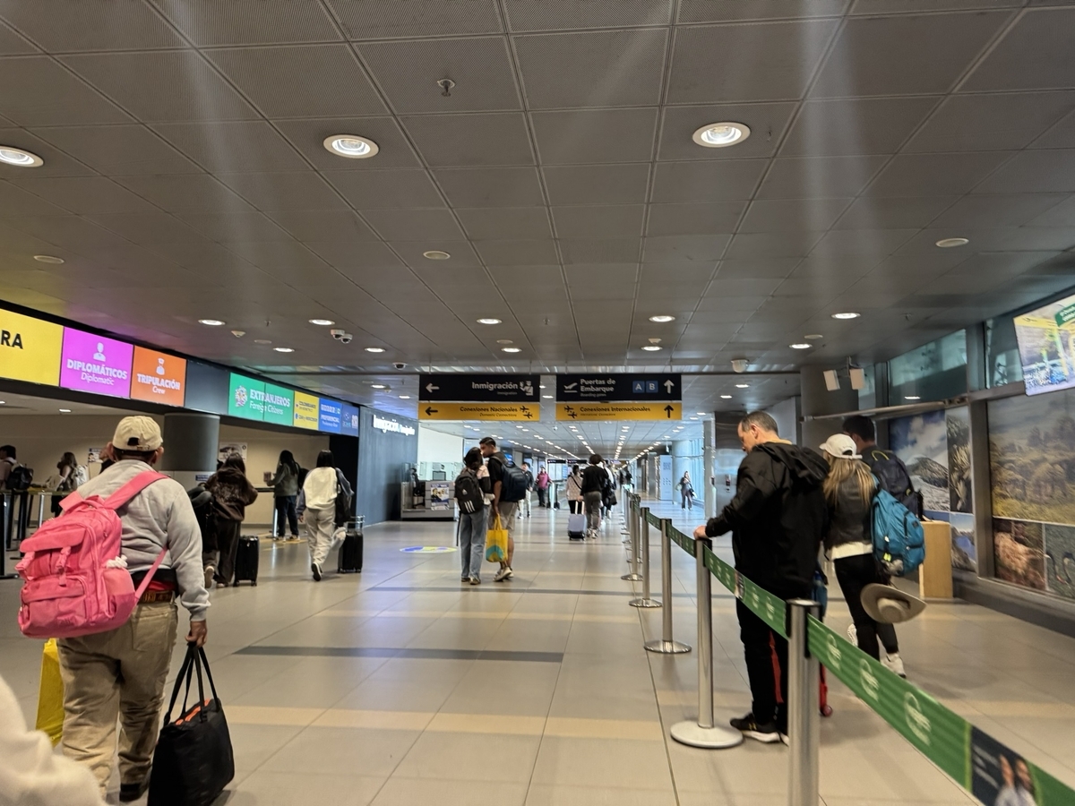 【アビアンカ航空でボゴタ乗り継ぎ体験談】③ ボゴタ空港での乗り継ぎの流れは？