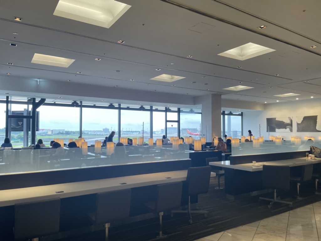 【成田空港T1 ANAラウンジ体験談】④ANAラウンジは快適？シャワーや食事・ドリンクは？