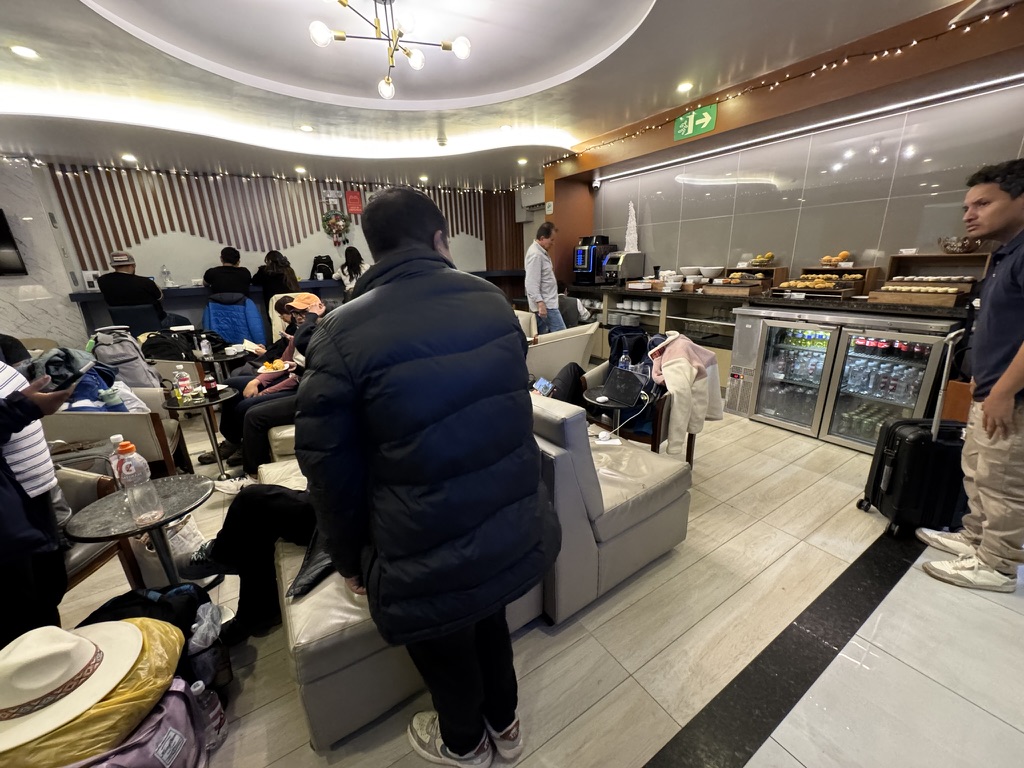 【クスコ空港プライオリティパス体験談】④Hanaq Cuscoは快適?食事・ドリンク・設備は?