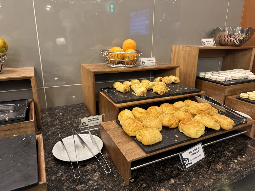 【クスコ空港プライオリティパス体験談】④Hanaq Cuscoは快適?食事・ドリンク・設備は?