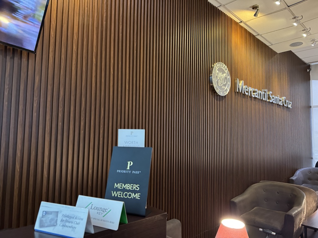 【ラパス空港プライオリティパス体験談】⑤The Lounge VIP(国内線)は快適?食事・ドリンク・設備は?