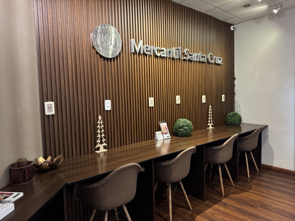 【ラパス空港プライオリティパス体験談】④The Lounge VIP(国際線)は快適?食事・ドリンク・設備は?