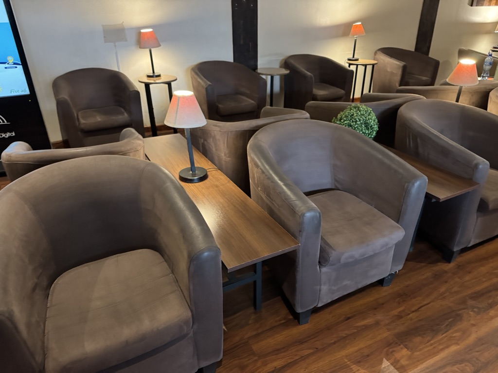 【ラパス空港プライオリティパス体験談】④The Lounge VIP(国際線)は快適?食事・ドリンク・設備は?