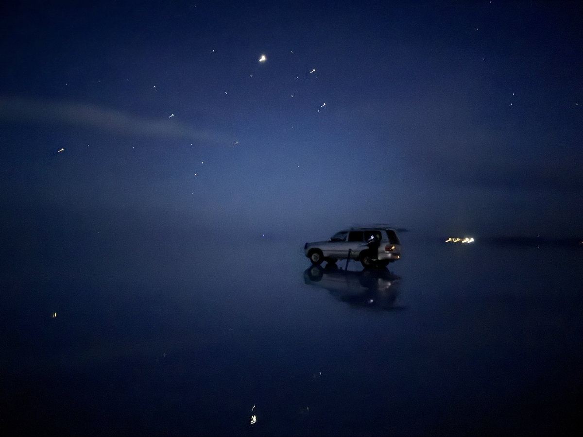 【ウユニ塩湖 年末年始の鏡張り体験談】⑤昼と夜で景色はどう違った?