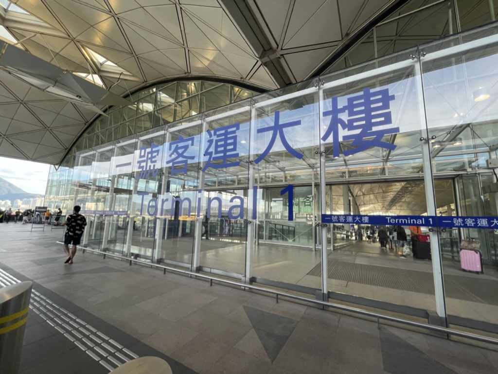 【はじめに】①香港旅行におすすめの航空会社は？直行便と乗り継ぎ便の選び方