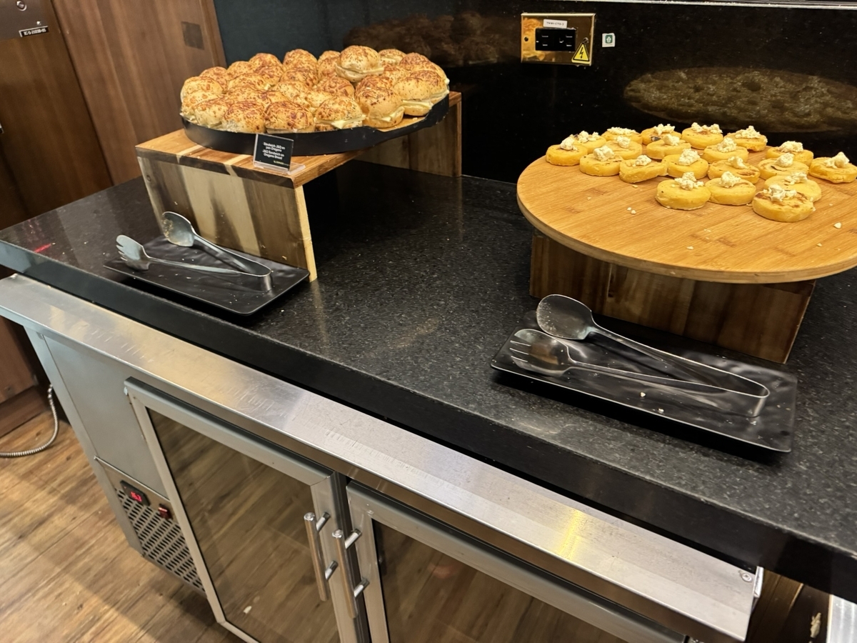 【ボゴタ空港おすすめPPラウンジ紹介】③El Dorado Loungeの食事・ドリンクはどんな感じ？