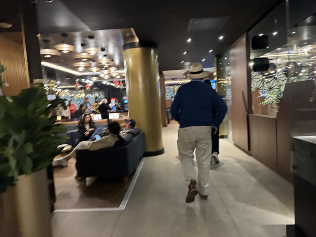 【ボゴタ空港おすすめPPラウンジ紹介】③El Dorado Loungeの食事・ドリンクはどんな感じ？