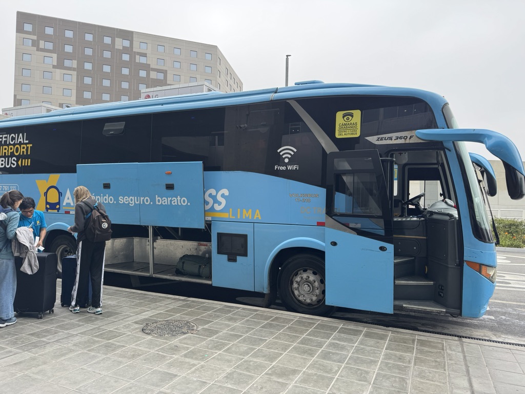 【リマ空港から市内への行き方】②おすすめはAirport Express Limaの空港バス