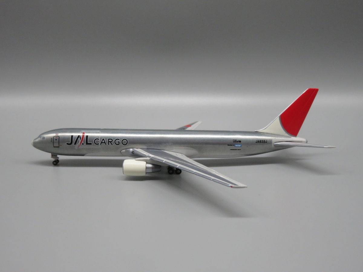 JAL旅客機コレクション No.22 〜メタルカラーのB767-300F