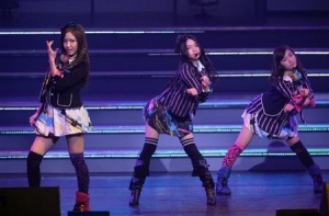 akb14012505070004-p3.jpg