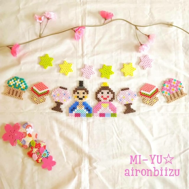 アイロンビーズ インテリア 21 ひな祭りガーランド Mi Yu のアイロンビーズアトリエ Perlerbeads Design アイロンビーズ インテリア 21 ひな祭りガーランド Mi Yu のアイロンビーズアトリエ Perlerbeads Design