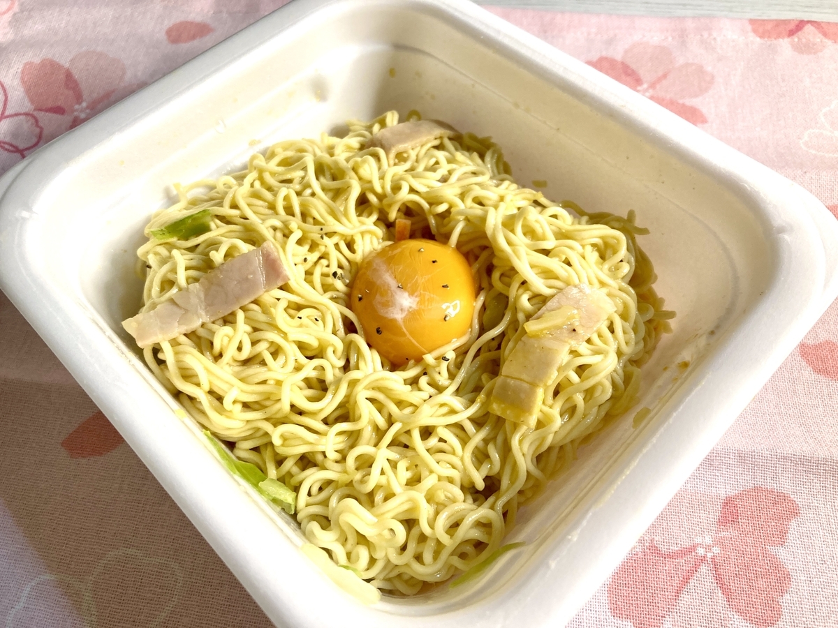 カップ 焼きそば アレンジ