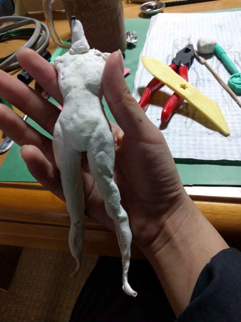 初めてのフィギュア制作 土台 肉付け 制作忘備録