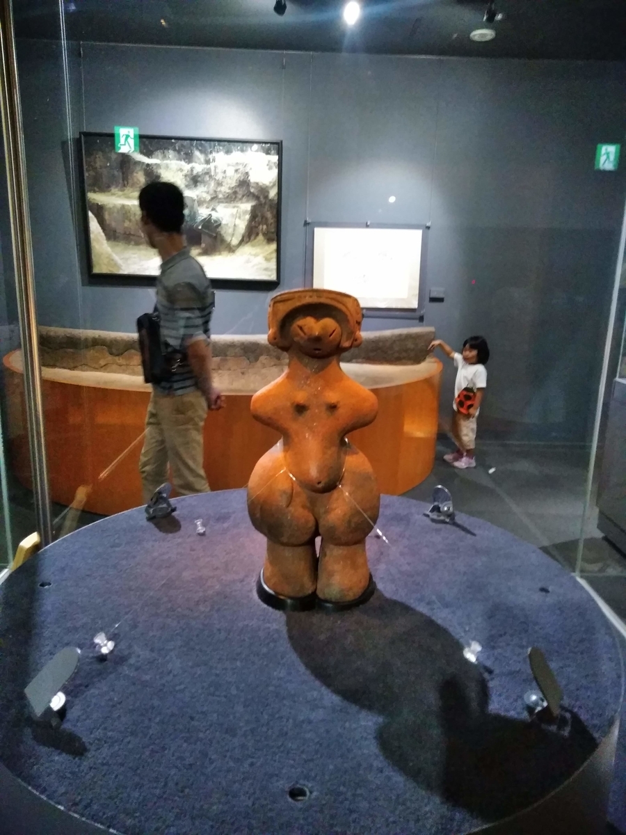 縄文時代の国宝土偶