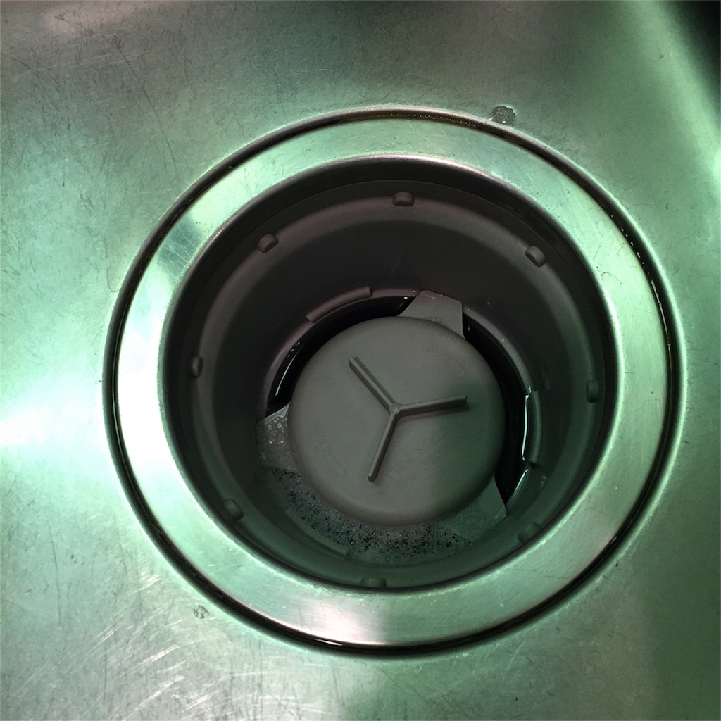 キッチン 排水溝 掃除後 画像