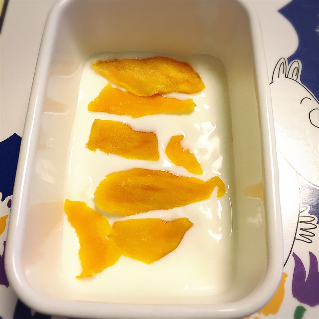 ドライマンゴー ヨーグルト 食べ方1