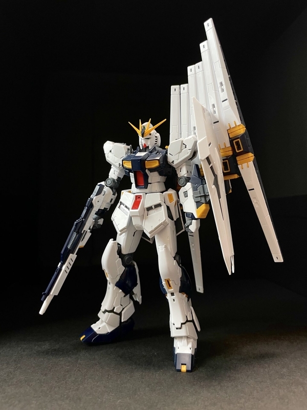 全塗装　RG νガンダム　RX-93-ff 福岡　ファンネル付き　艶消し仕上げ RG 1/144 RX-93ff νガンダム − 商品情報｜THE GUNDAM BASE