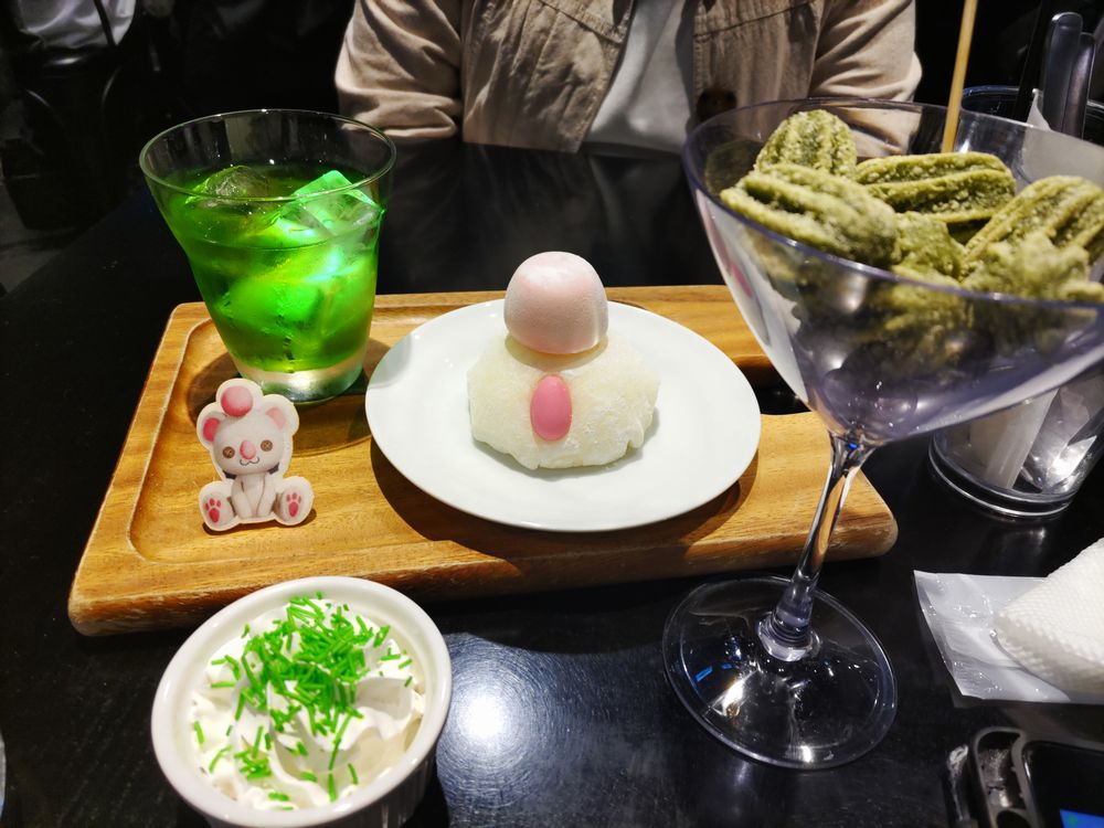 FF7リバースコラボアルトニア＆スクエニカフェ行きました - ファイナル