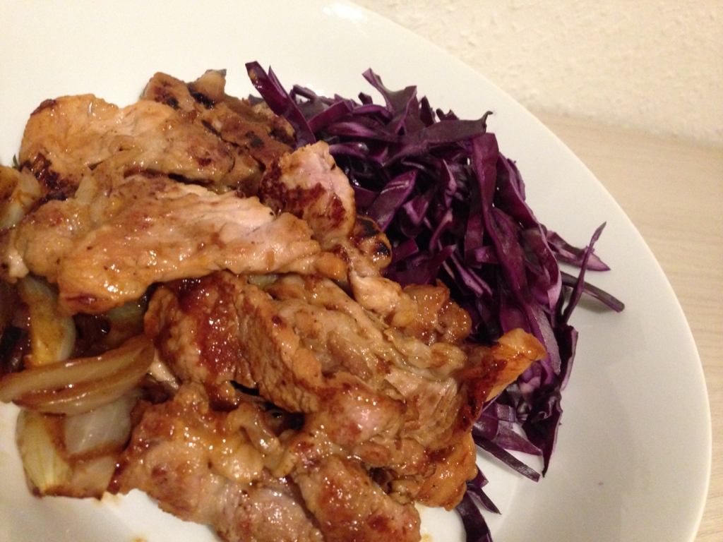 ステーキ肉を薄切り肉にする方法 ドイツでも生姜焼きを食べたい Akane S Lab はじめてのひとりぐらし Inドイツ ステーキ肉を薄切り肉にする方法 ドイツでも生姜焼きを食べたい Akane S Lab はじめてのひとりぐらし Inドイツ