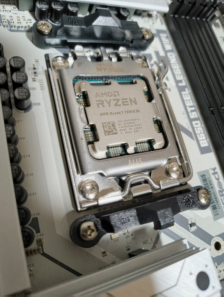 中身確認用 訳あって7800X3Dと3060TiでPCを組む話 - PCゲーマーのはしくれ