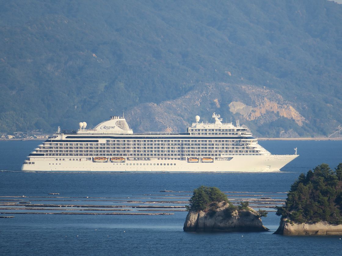 豪華客船SEVEN SEAS EXPLORER - 安芸君の散歩画像1
