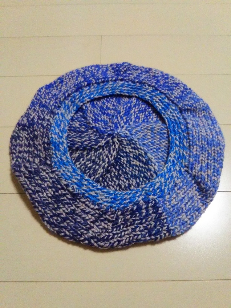 ☆手編み 段染め ベレー帽☆① ◎受注製作 手編み帽子 春夏用手編みベレー帽 - wind | minne