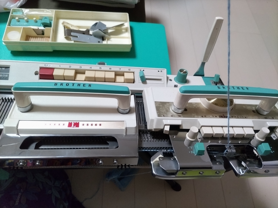 古い編み機(KH-587&KH-801)の整備と試し編み - つくしんぼうと山桜
