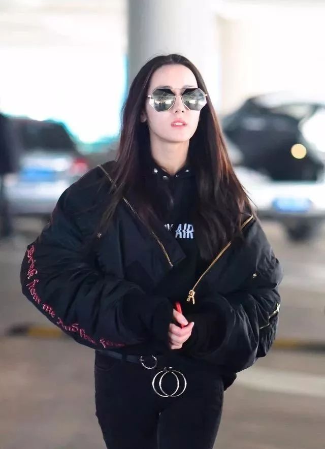 f:id:aki_sanekigroup:20190529194215j:plain f:id:aki_sanekigroup:20190529194215j:plain