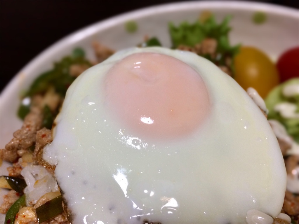 目玉焼きの黄身いつつぶす？ - お茶にしよっ‼︎