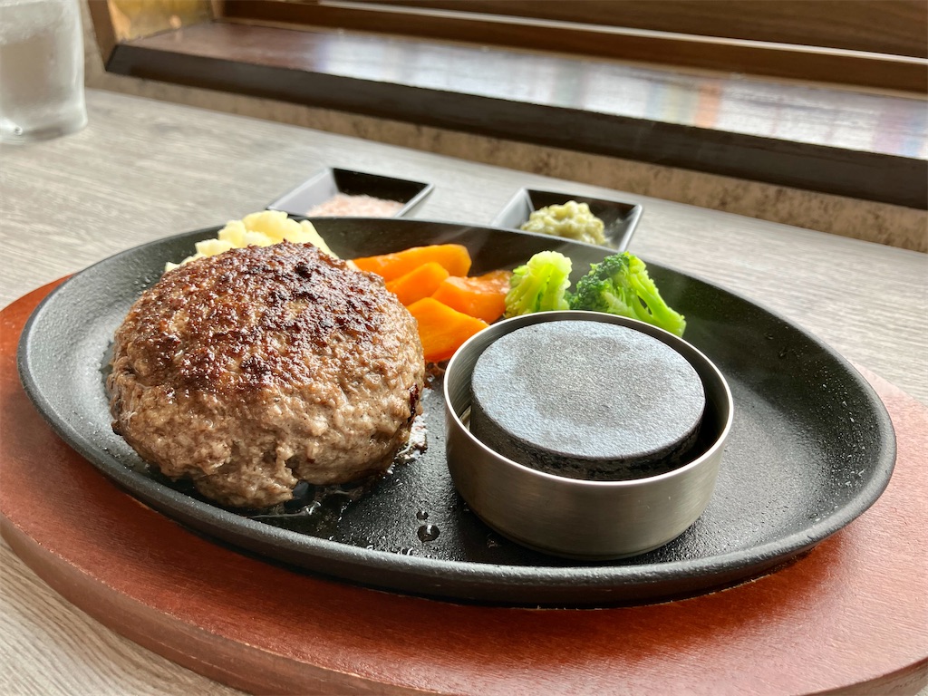 curio•cafe 数量限定 和牛ハンバーグ - お茶にしよっ‼︎