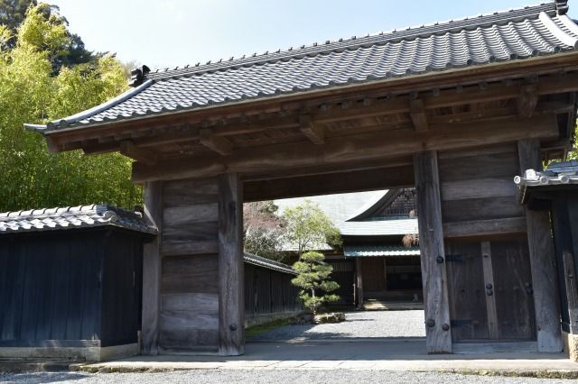 江川邸の表門 江川邸の表門