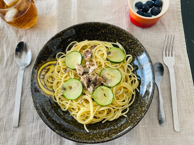 サヴァとズッキーニのパスタ