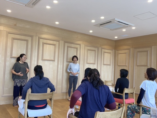 f:id:akikoyoga:20191205020141j:plain f:id:akikoyoga:20191205020141j:plain