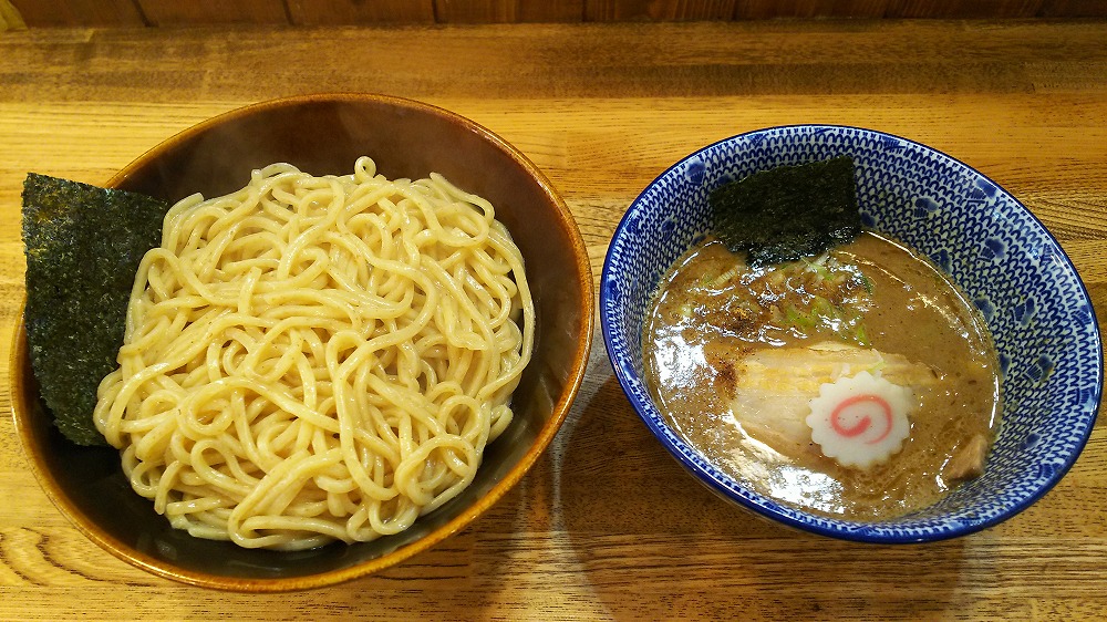 つけ麺 冨 [兵庫県 姫路市、ラーメン、大勝軒系、化学調味料無添加、姫路人気店、追記] ゆっくりな はみがきさん