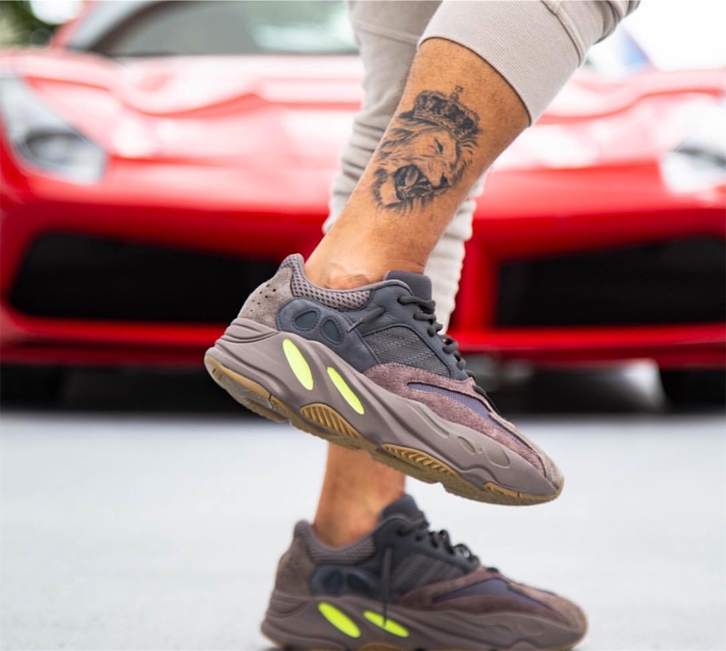 yeezy boost 700 wave runner mauve