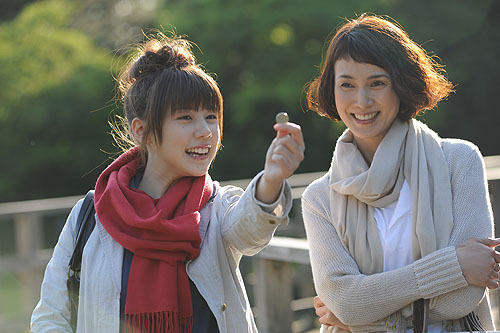 芳山あかりの奮闘が溝呂木涼太を死のバスに近づかせる 映画 時をかける少女 は仲里依紗と中尾明慶の共演作 Akiraの映画 ドラマブログ