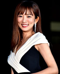 “夏菜さんの画像”/