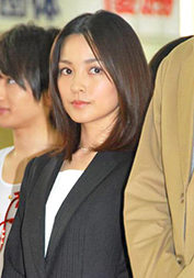 “国仲涼子さんの画像”/