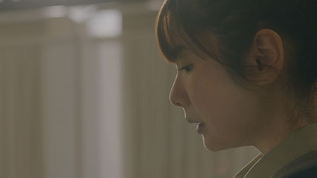 “小野花梨さんの横顔”/