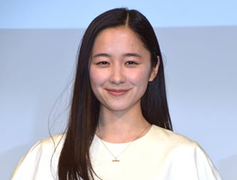 “堀田真由さんの画像”/
