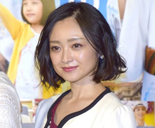 “安達祐実さんの画像”/
